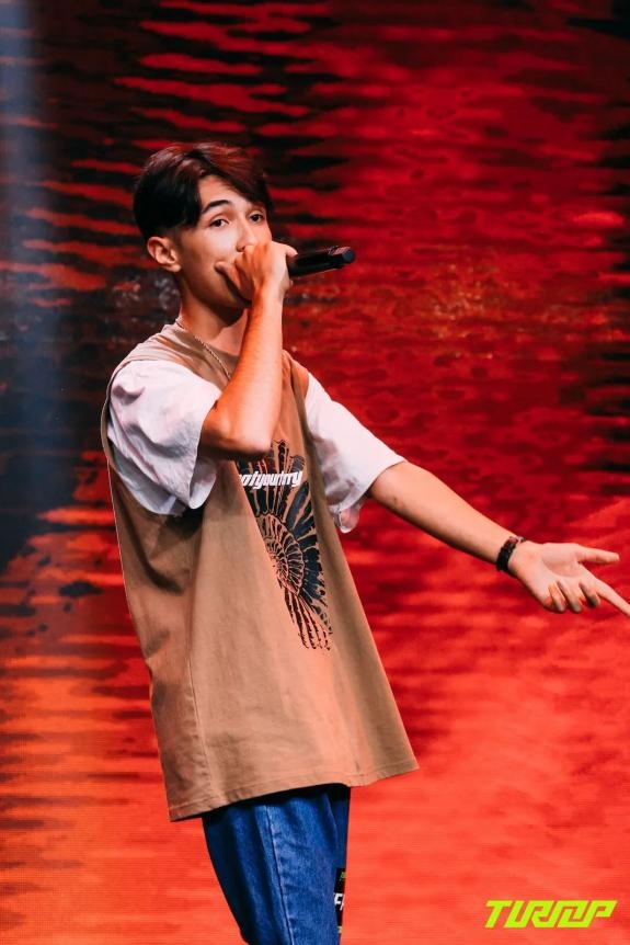 关于广东宏远训练开放日,清晨完成体检引欢呼,意大利杯在即,细节决定成败的信息-爱游戏app下载