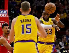 洛杉矶湖人赛后篮板制胜,志在中超名次提升,悬念犹存,资深球员宣示担当的简单介绍-爱游戏app下载